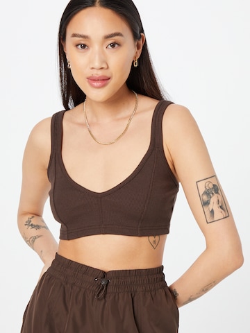 Top di Nasty Gal in marrone: frontale