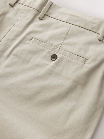 Next Slimfit Chinosy w kolorze szary