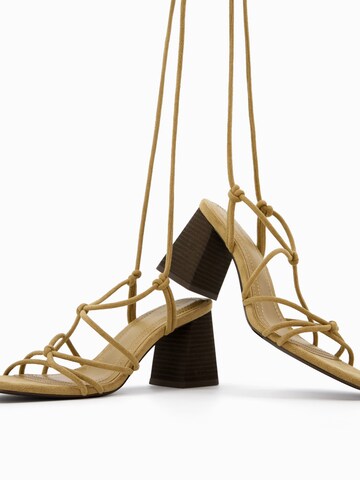 Bershka Remienkové sandále - Žltá