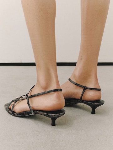 Sandalo con cinturino 'Forever Comfort' di Next in marrone