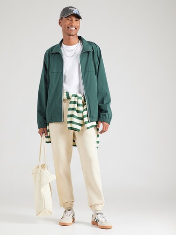 Tapered Pantaloni de la ALPHA INDUSTRIES pe alb
