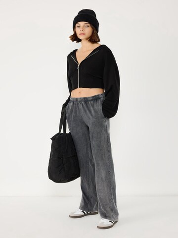 No Matter What Sweatjacke in Schwarz: Vorderseite