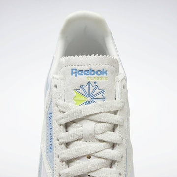 Sneaker bassa 'Classic Legacy AZ' di Reebok in grigio