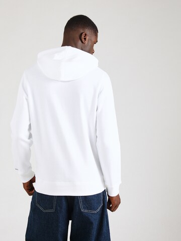 Calvin Klein Jeans - Regular Fit Sweatshirt 'Essential' em branco