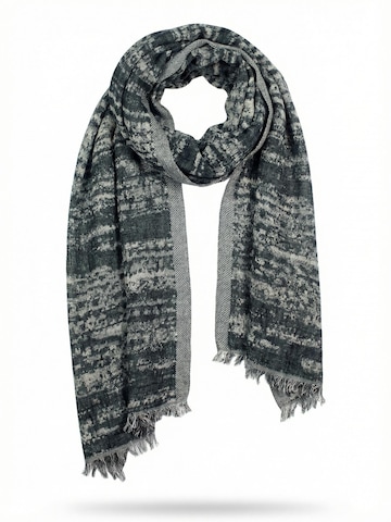 Sunsa Wrap 'Sunsa' in Black: front