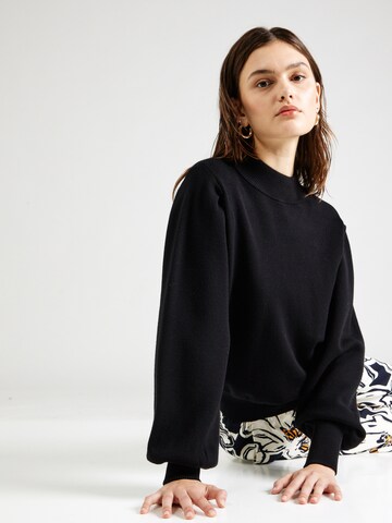 Pullover 'Fonny' di Y.A.S in nero