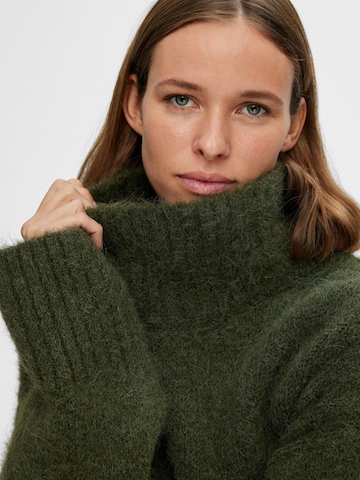SELECTED FEMME Pullover in Grün
