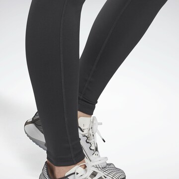 Skinny Pantaloni sportivi 'Workout Ready' di Reebok in nero