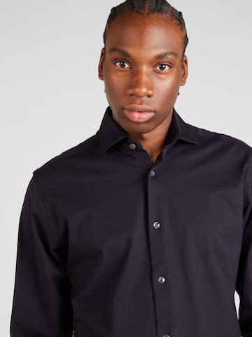 Coupe slim Chemise 'Miller' Bruun & Stengade en bleu