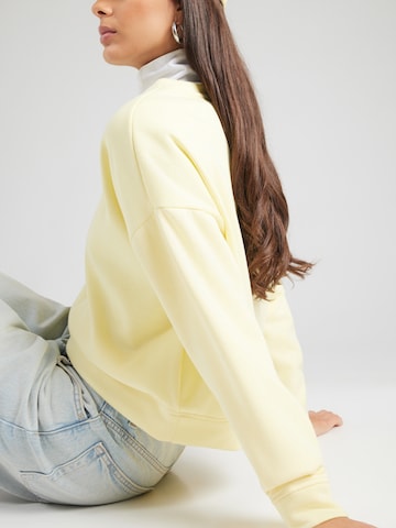 PIECES Sweatshirt 'PCCHILLI' in Gelb