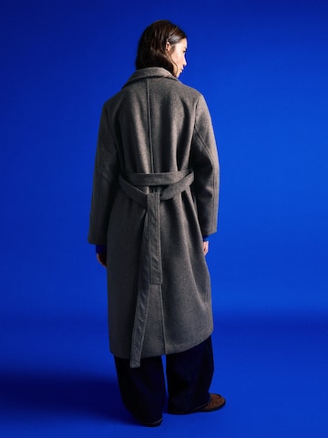 Bershka Átmeneti kabátok - szürke