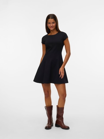 Robe 'VMJAZLYN' VERO MODA en noir