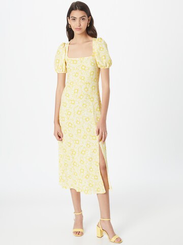 Dorothy Perkins Dress in Yellow: front