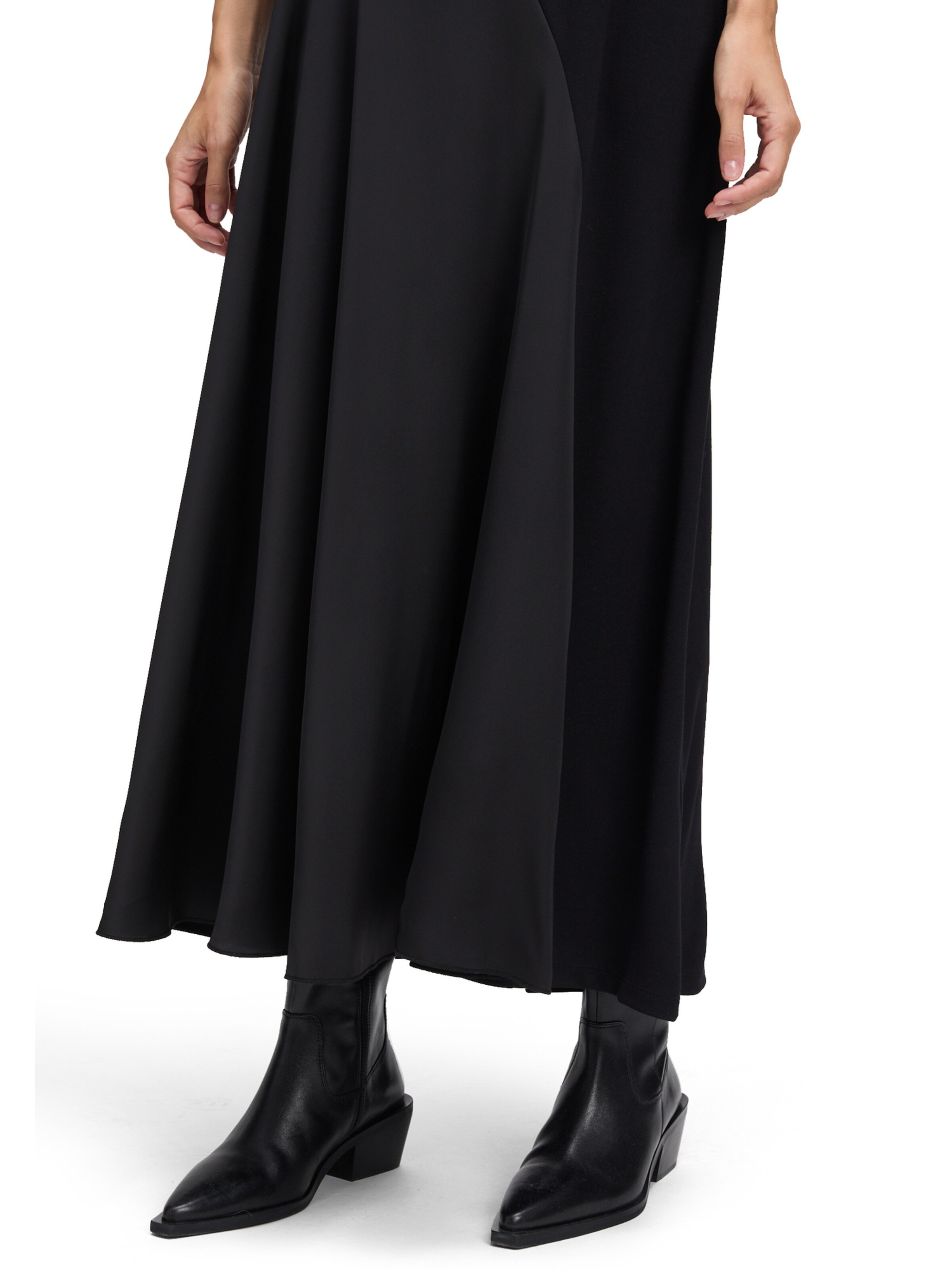 Abito da sera di Cartoon in nero