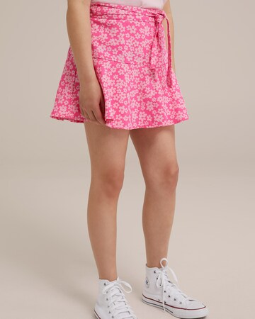 WE Fashion Normalny krój Spódnica w kolorze różowy: przód