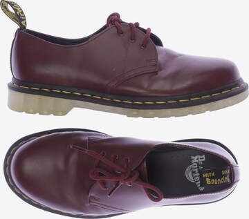 Dr. Martens Flats & Loafers in 39 in Red: front