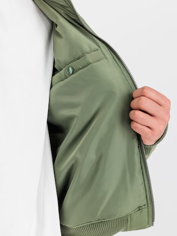 ALPHA INDUSTRIES Övergångsjacka 'MA-1' i grön