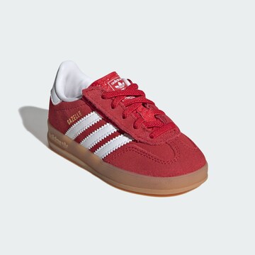 Baskets 'Gazelle' ADIDAS ORIGINALS en rouge