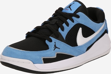 Baskets basses 'CMFT Era' Jordan en bleu : devant