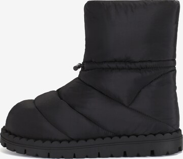 Ekonika Snow Boots in Black: front