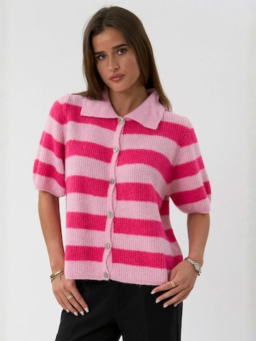 TEESHOPPEN Sweater ' Alba ' in Pink: front