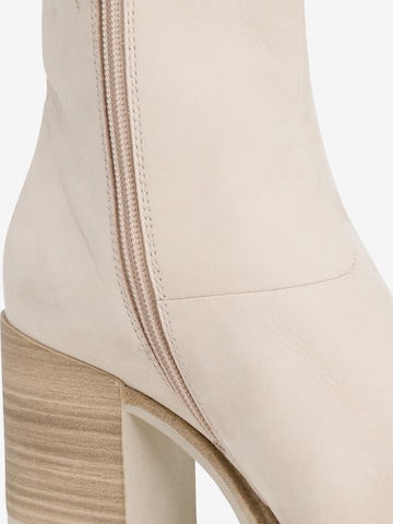 TAMARIS Ankle Boots in Beige