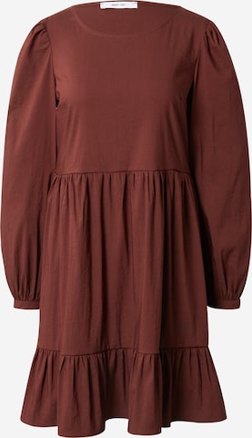 Robe 'Jolanda' ABOUT YOU en marron : devant