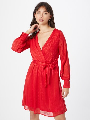 SISTERS POINT - Vestido 'GERDO' em vermelho: frente