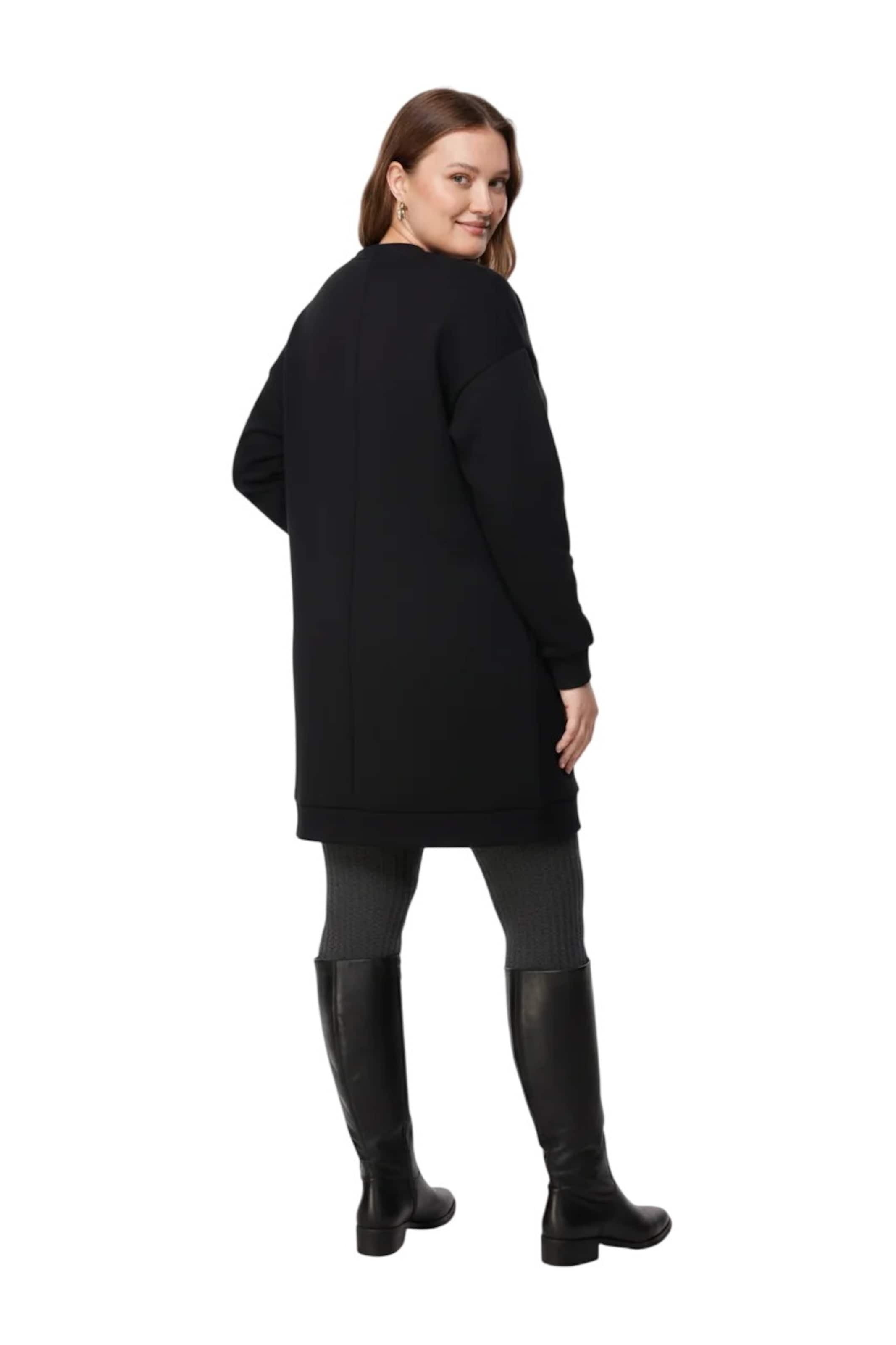 Shape Of You Jurk in Zwart