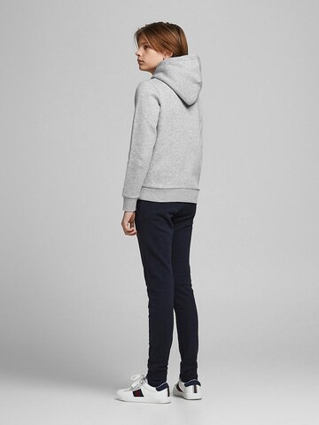 Jack & Jones Junior Regular fit Μπλούζα φούτερ σε γκρι