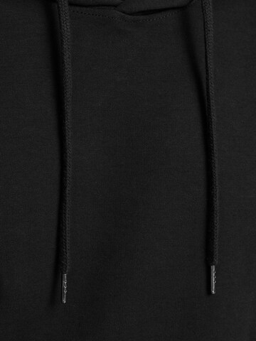 Jack & Jones Plus - Sudadera en negro