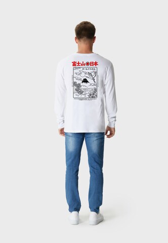 Oldskull Langarmshirt in Weiß