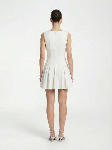 studioselect Šaty 'Vicky' – bílá