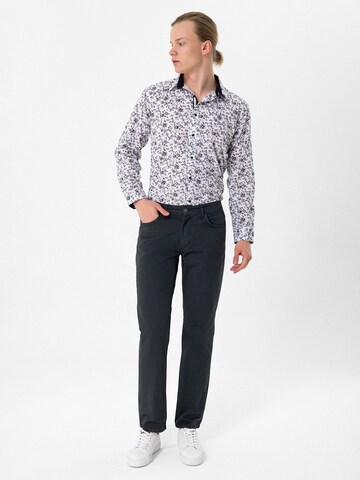 regular Pantaloni chino di Daniel Hills in grigio