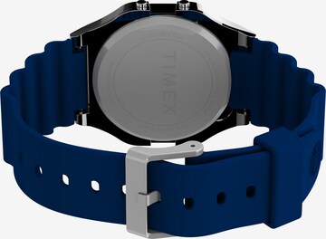 Orologio digitale di TIMEX in blu