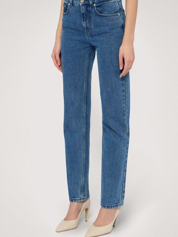 Trussardi Regular Jeans in Blue: front