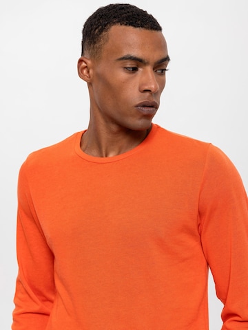 Antioch Pullover in Orange