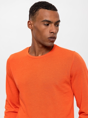 Antioch - Pullover em laranja