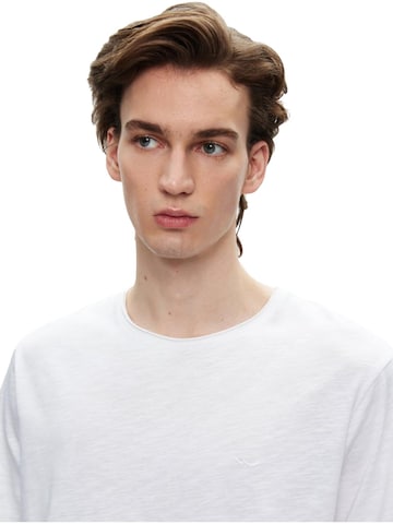 LTB Jeans - Camiseta 'LTB Jeans Herren Basic Kurzarm-T-Shirt' en rosa