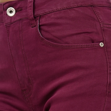 Skinny Jeans di Elara in rosso