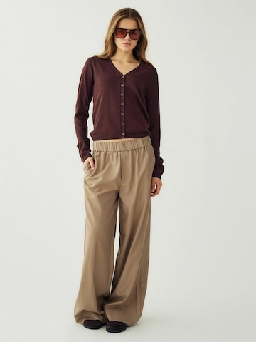 Noella Neulepaita ' N-Marg Knit Cardigan ' värissä ruskea