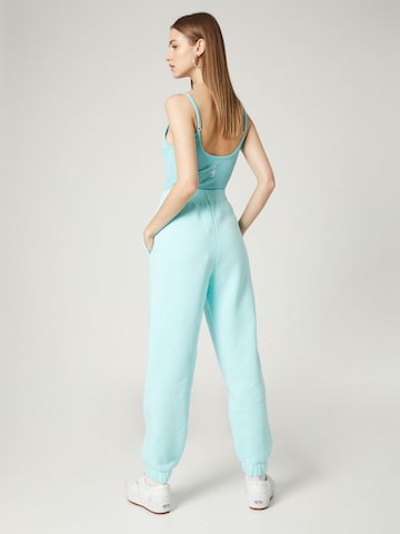 VIERVIER Tapered Sweatpant 'Sarah' in Blau