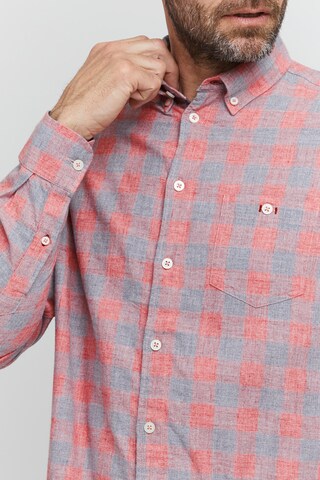 FQ1924 Regular fit Button Up Shirt 'YUNUS' in Red