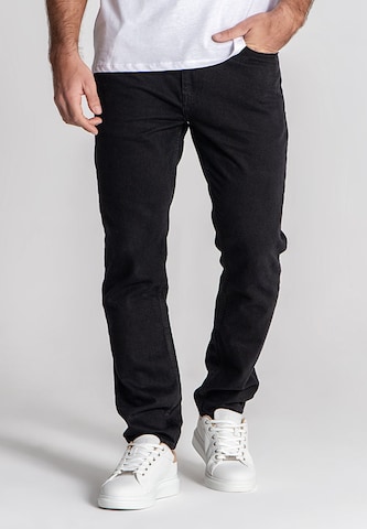 Gianni Kavanagh Regular Jeans in Zwart: voorkant
