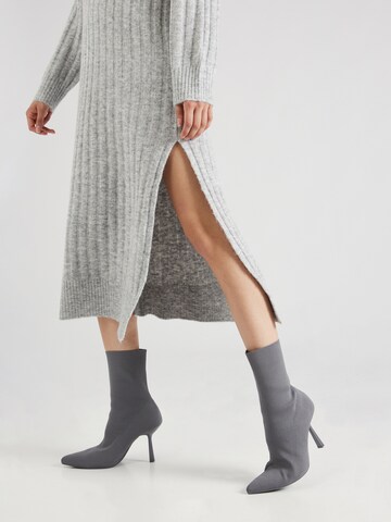 TOPSHOP Knitted dress in Grey