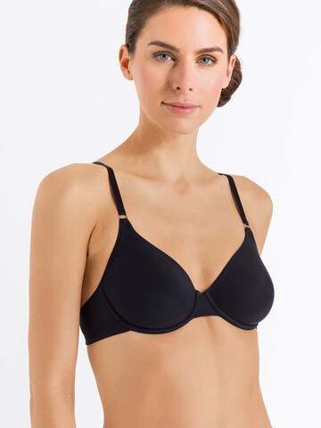 Hanro T-shirt Bra 'Sensation' in Black: front