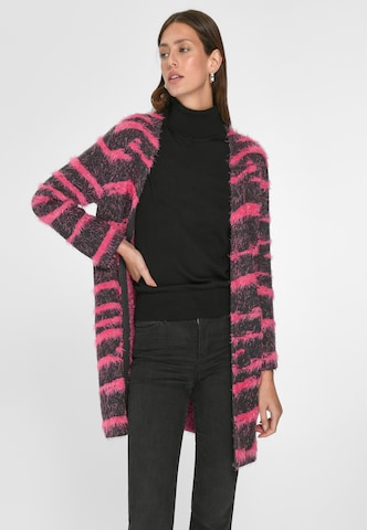 Cardigan Uta Raasch en rose : devant