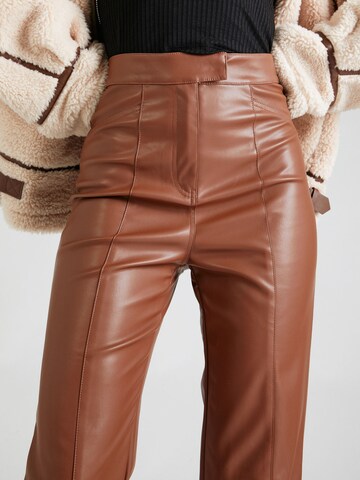 Bootcut Pantalon à plis River Island en marron