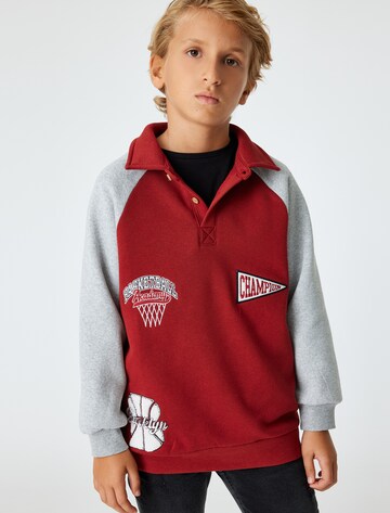 Koton Sweatshirt in Red: front