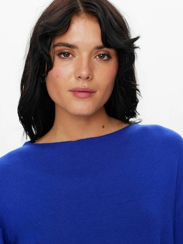 Pull-over 'CARMA' NÜMPH en bleu